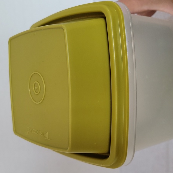 Tupperware vintage pickle keeper - Picture 9 of 15